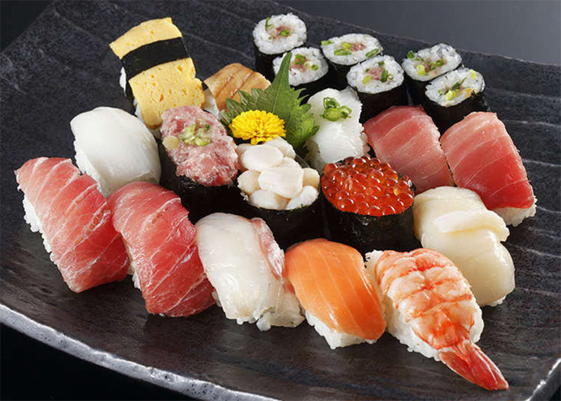 sushi nhật bản