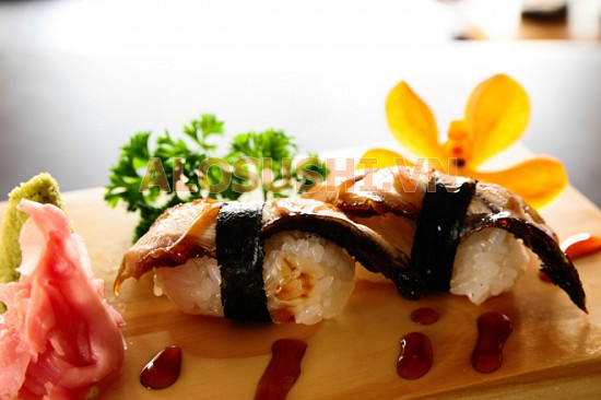 Sushi Lươn