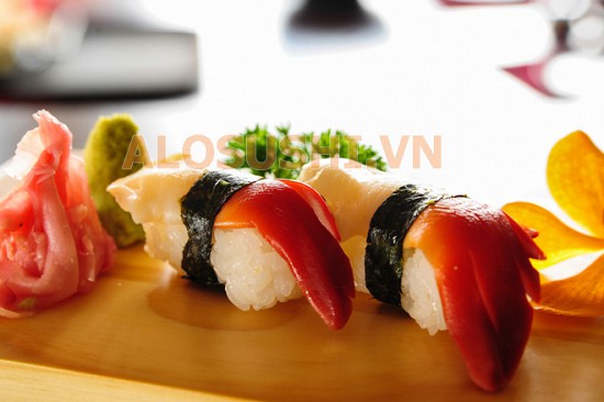 Sushi Ngao Đỏ